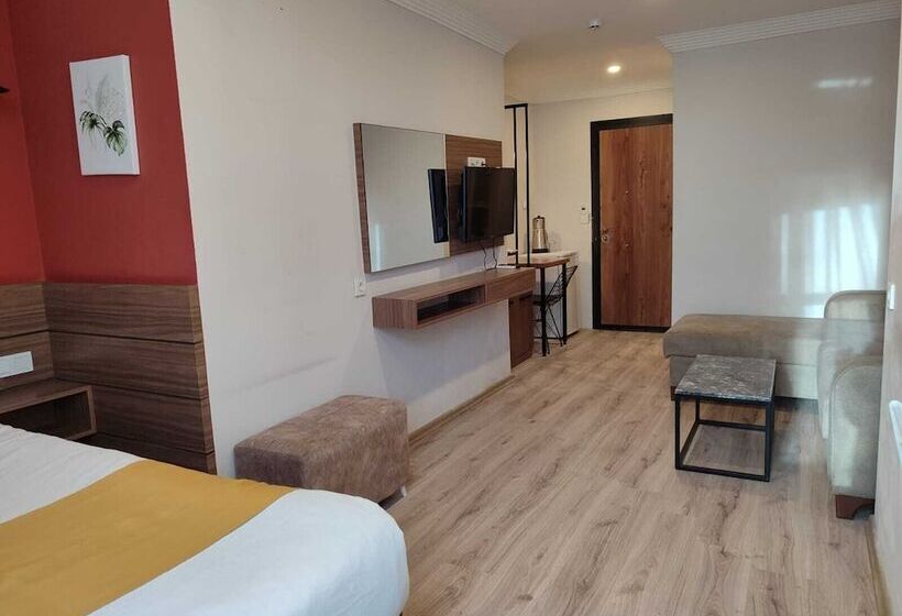 Camera Standard, Terra Rossa