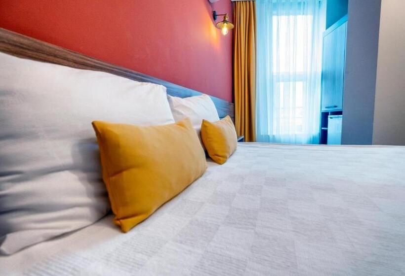 Monolocale Standard, Terra Rossa