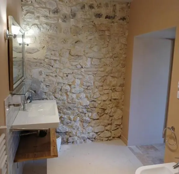 テラス付きスタンダードルーム, Mas Les Escourtades Chambres D Hôtes