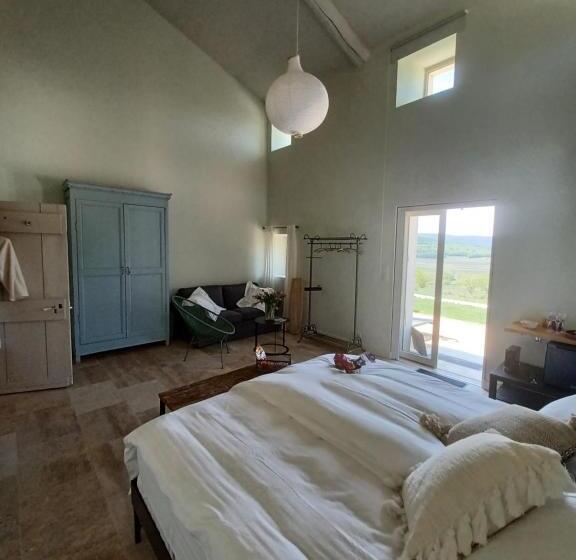 テラス付きスタンダードルーム, Mas Les Escourtades Chambres D Hôtes