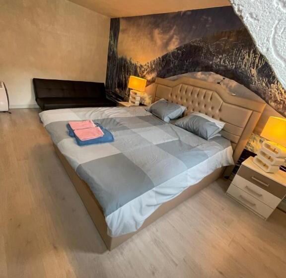 اتاق استاندارد سه نفره, Mg Bb