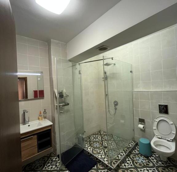 1 Bedroom Penthouse Apartment, Bethlehem City Hostel
