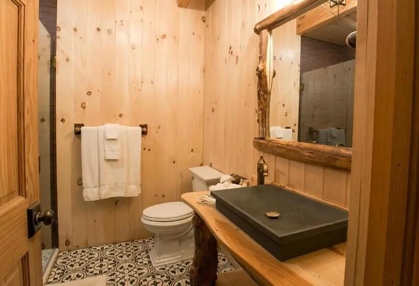 キングサイズベッドのスイートルーム, Coblentz Country Lodge By Amish Country Lodging