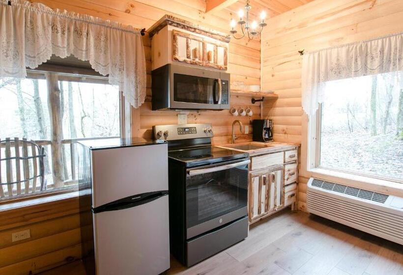 جناح سرير كينج, Coblentz Country Lodge By Amish Country Lodging