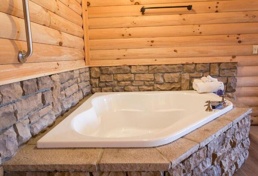 キングサイズベッドのスイートルーム, Coblentz Country Lodge By Amish Country Lodging