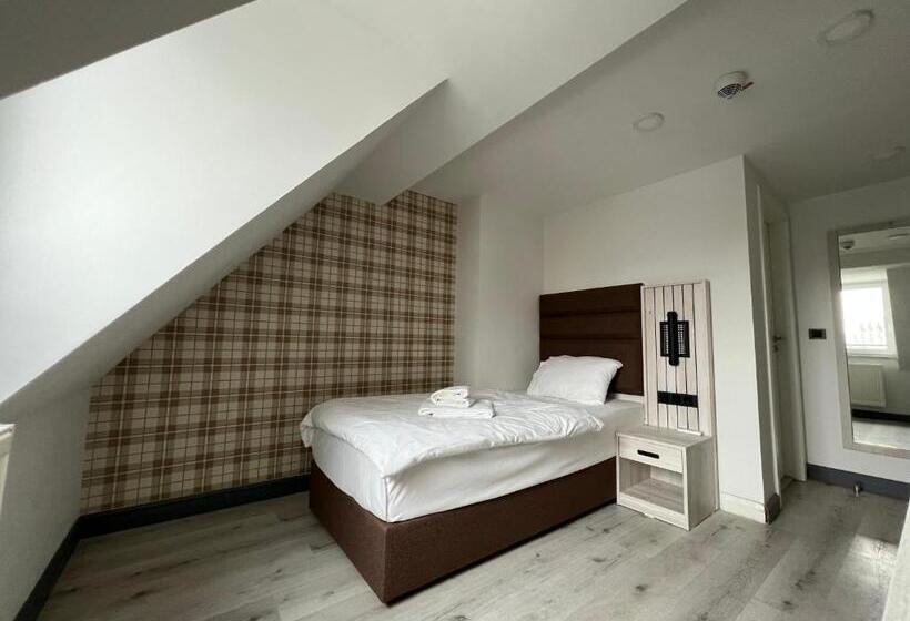 スタンダードシングルルーム, Innception