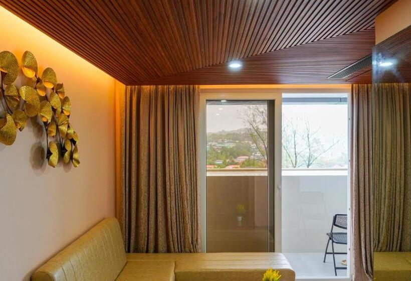 キングサイズベッドのデラックススイート, Mansha Palace