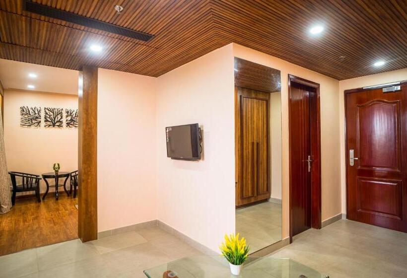 キングサイズベッドのデラックススイート, Mansha Palace