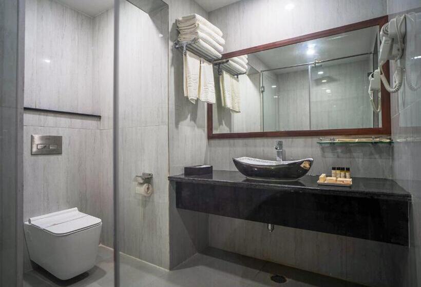 スイート(家族用), Mansha Palace