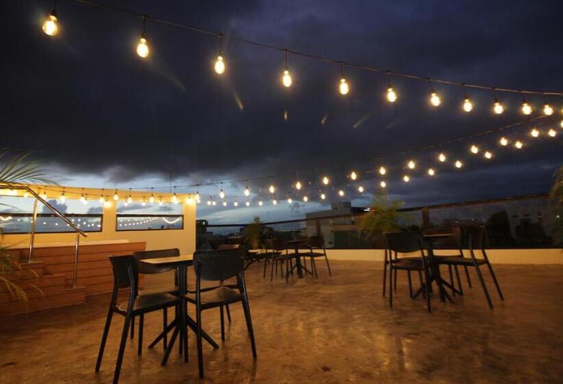 اتاق استاندارد, Studio 27