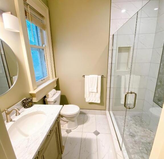 Люкс Кровать Кинг, The Edward Buffalo