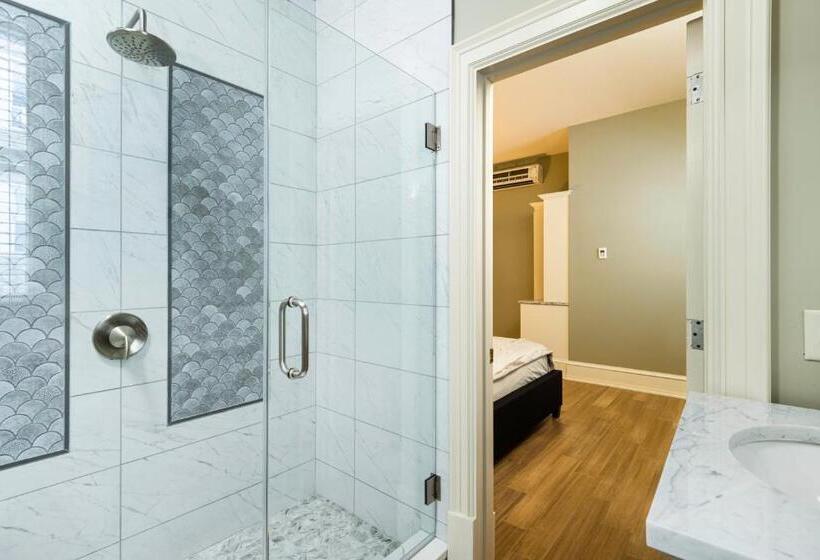 Люкс Кровать Кинг, The Edward Buffalo