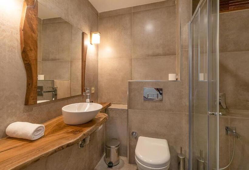 סוויטה נוף לבריכה, Villa Florya