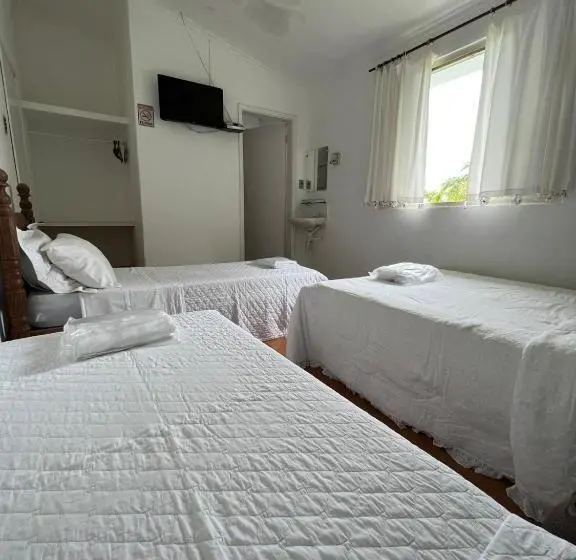 スタンダード４人部屋, Villa Interlagos De Minas
