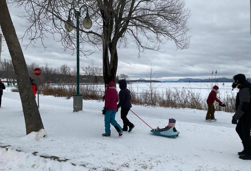 סטודיו סטנדרט עם מרפסת, Magog Waterfront Condo