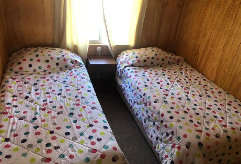 اتاق عادی, Hostal Huepil