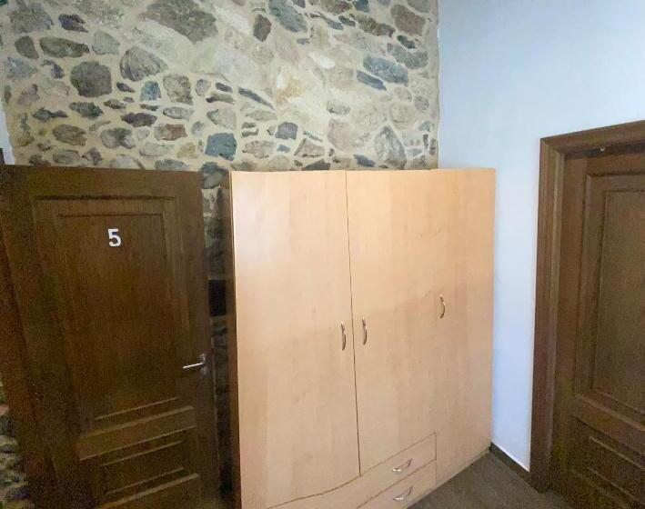 标准三人间, La Pallota De San Cristobal