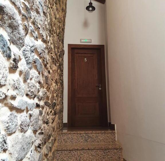 标准三人间, La Pallota De San Cristobal