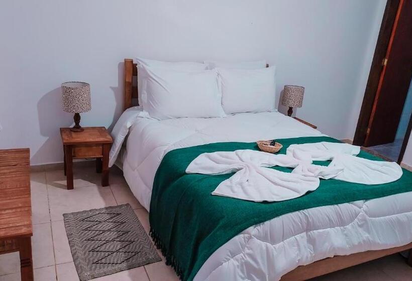 디럭스 트리플 룸, Pousada Pôr Do Sol