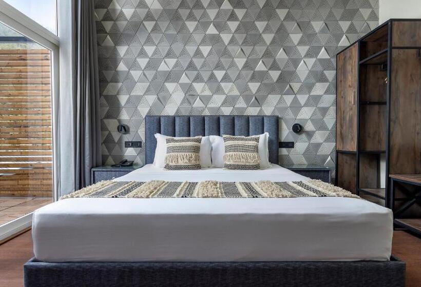 Deluxe room with river view, Justa Rasa Retreat & Spa Rishikesh