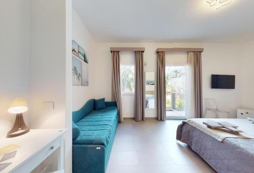 اتاق استاندارد چهارنفره با چشم‌انداز باغ, Villa Aries   Rural Chic Experience