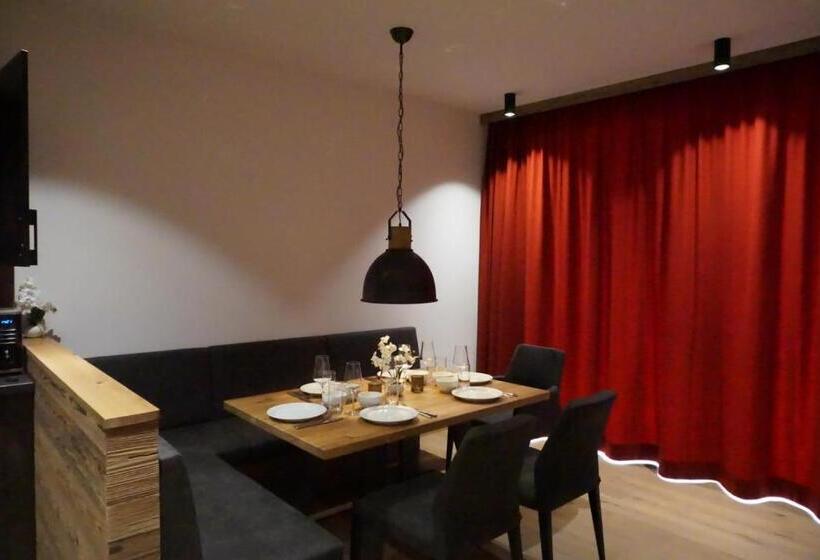 آپارتمان 1 خوابه, Alpium Luxusappartements