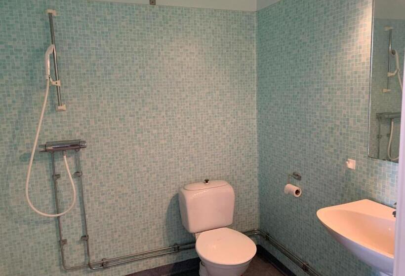 スタンダードルーム, Bo På Bigård Eke Gamla Skola