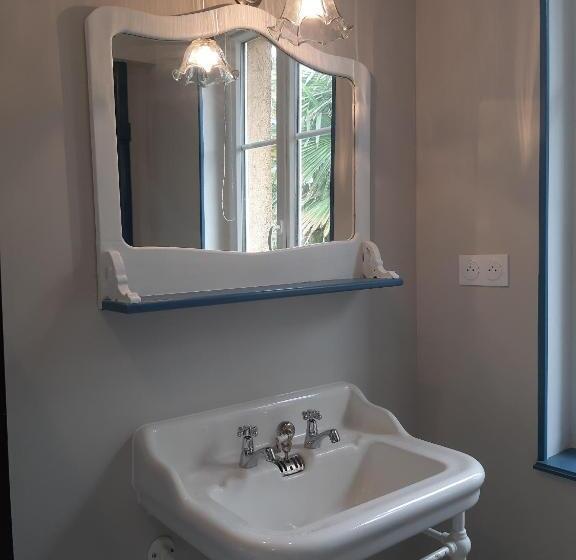 ガーデンビュースタンダードルーム, La Garenne