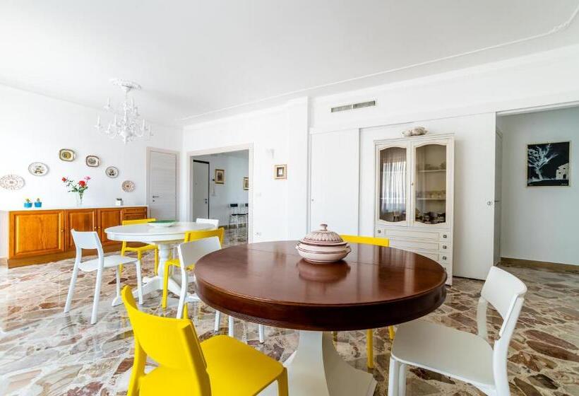 חדר סטנדרט לשלושה, Le Calette Rooms   Puglia Mia Apartments