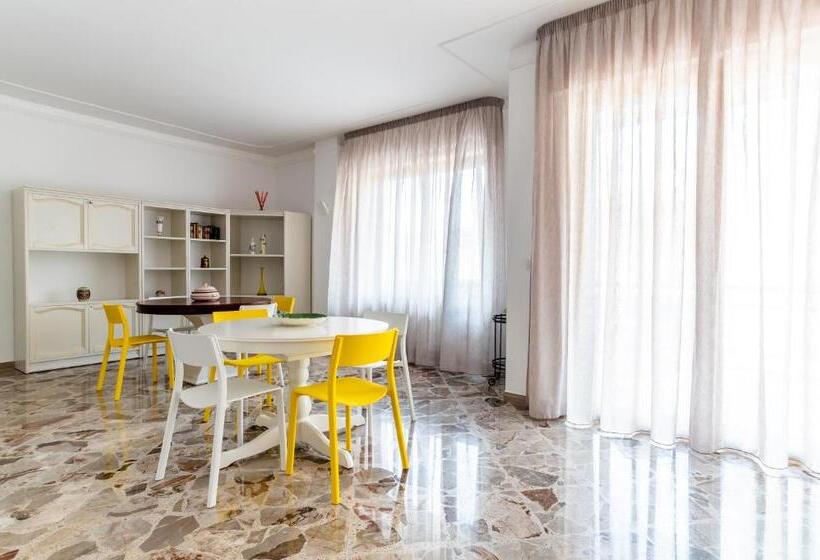 חדר סטנדרט לשלושה, Le Calette Rooms   Puglia Mia Apartments