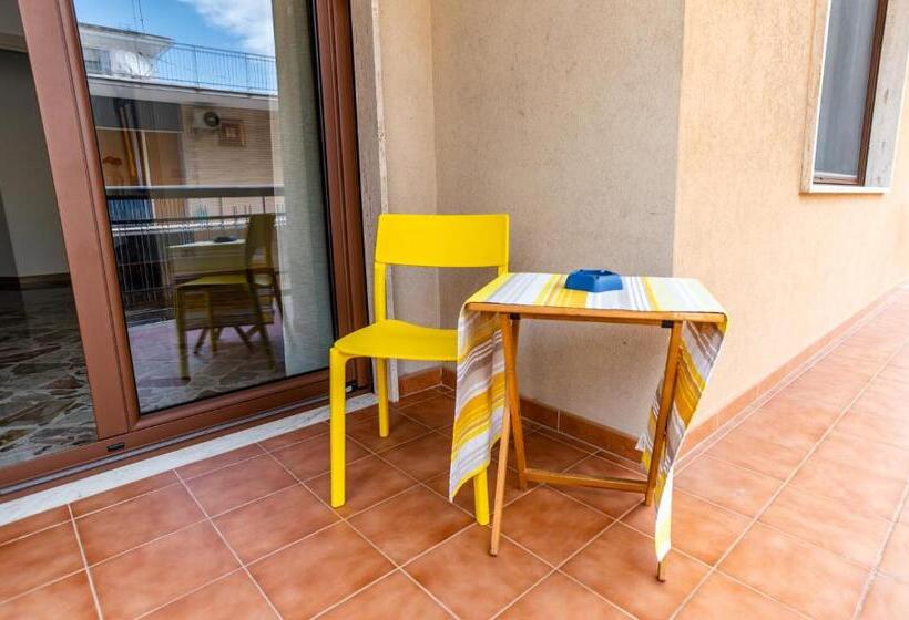 חדר סטנדרט לשלושה, Le Calette Rooms   Puglia Mia Apartments