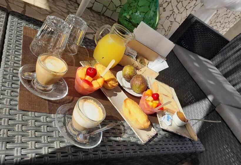 غرفة قياسية, Lu Masunu