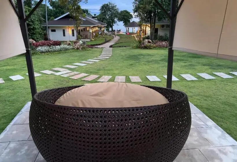 اتاق خانوادگی با چشم‌انداز باغ, Fig Sunset View Resort