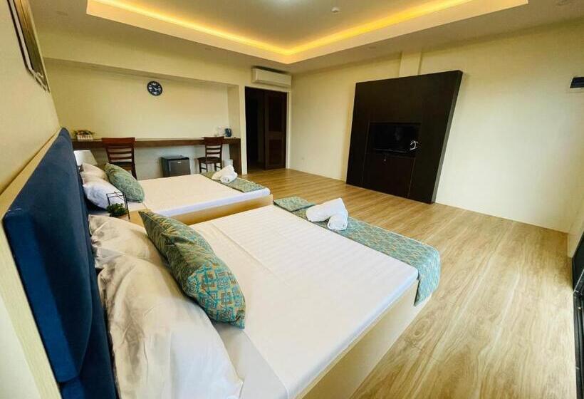 اتاق خانوادگی با چشمانداز جانبی دریا, Fig Sunset View Resort