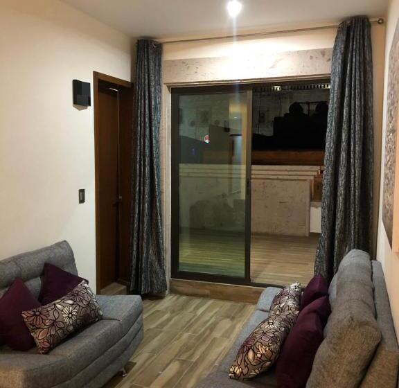 Suite with Terrace, Gold Palace