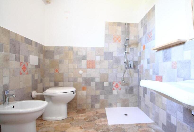 豪华园景房, Oasi Blu