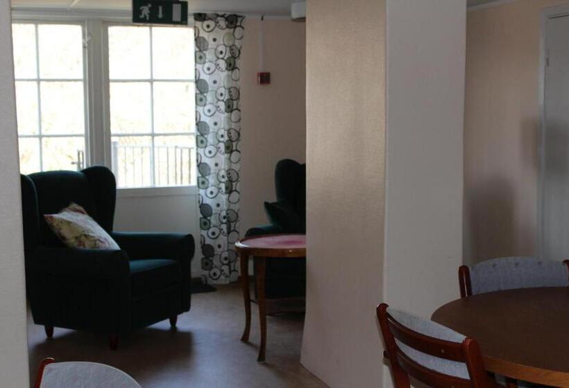 חדר סטנדרט לשלושה עם מרפסת, Mössebergs Vandrarhem