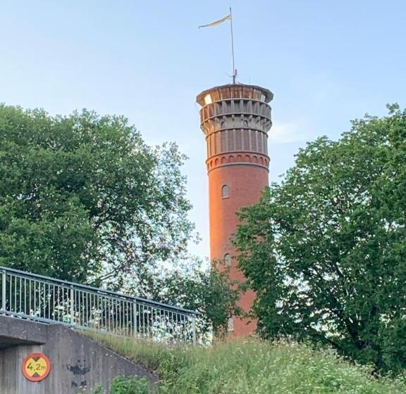 חדר משפחתי, Mössebergs Vandrarhem