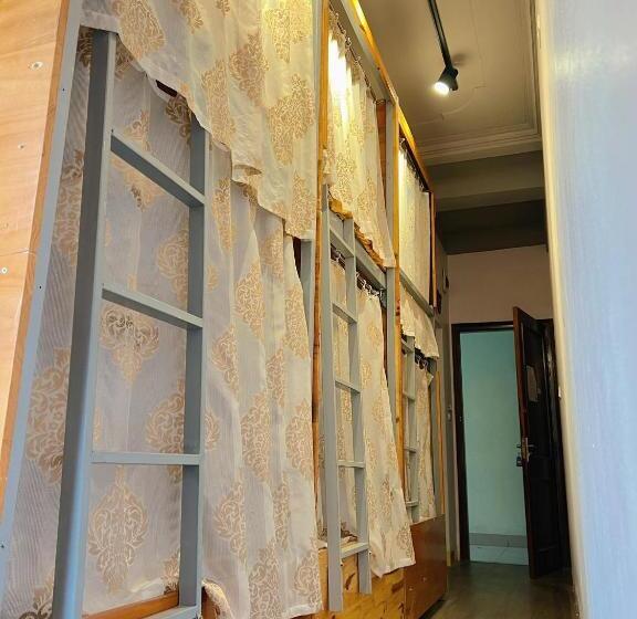 تختخواب در اتاق مشترک, Ninh Binh Central Backpackers Hostel