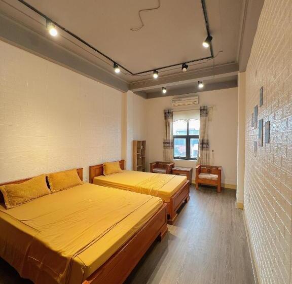 Economy Triple Room, Ninh Binh Central Backpackers Hostel