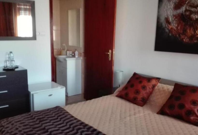 Номер Стандарт, Alojamento S. Pedro