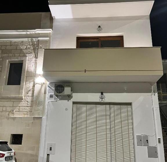 חדר בסיסי לשלושה, Le Dimore Di Totiggia