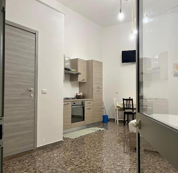 חדר בסיסי לשלושה, Le Dimore Di Totiggia