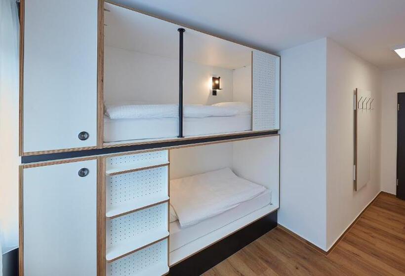 标准间, The Bunk Hostel
