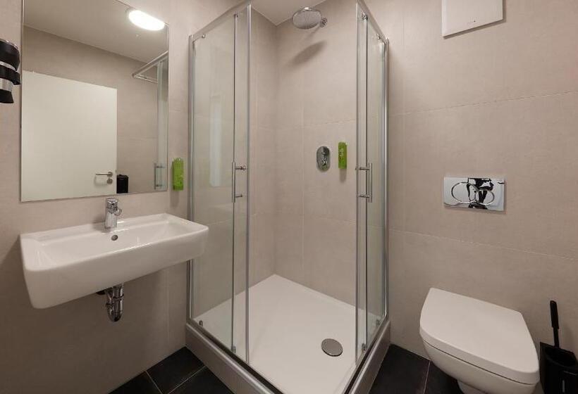 标准间, The Bunk Hostel
