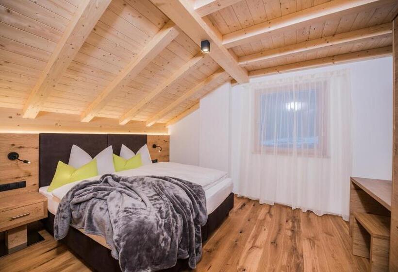 آپارتمان 1 خوابه با چشمانداز, Toninghof