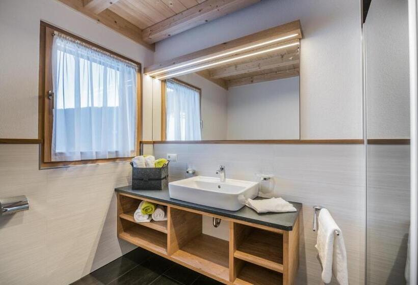 آپارتمان 1 خوابه با چشمانداز, Toninghof