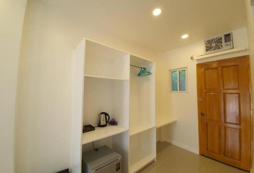 스탠다드 스튜디오, Villa Del Oz Resort