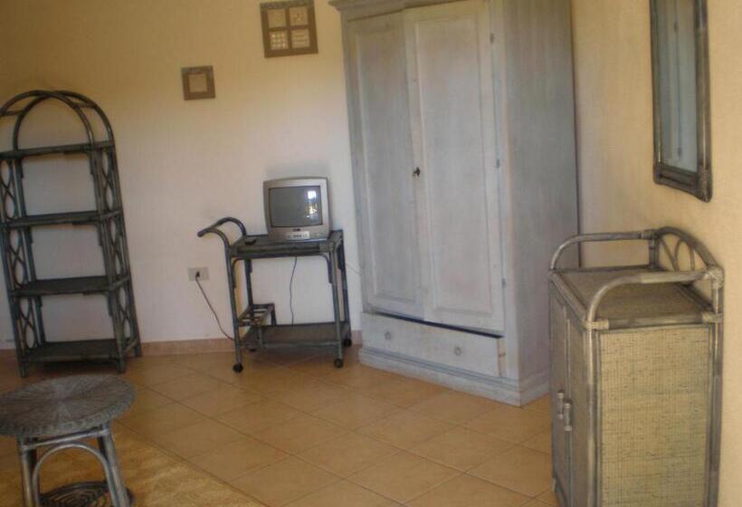 Апартаменты 1 Спальня Вид на Сад, Villaggio Rena 2000