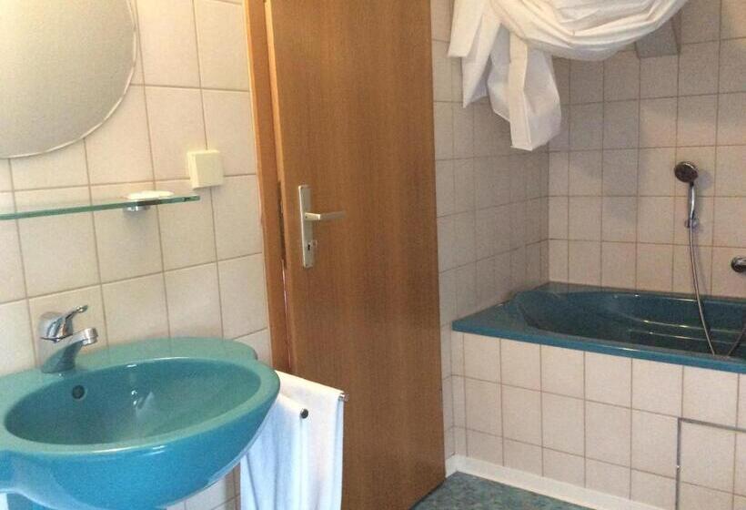 Номер Deluxe, Zur Eiche   Pension